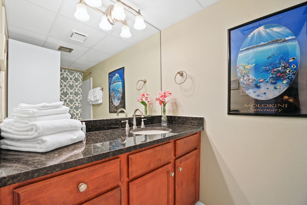 Edgewater Beach & Golf Resort by Panhandle Getaways