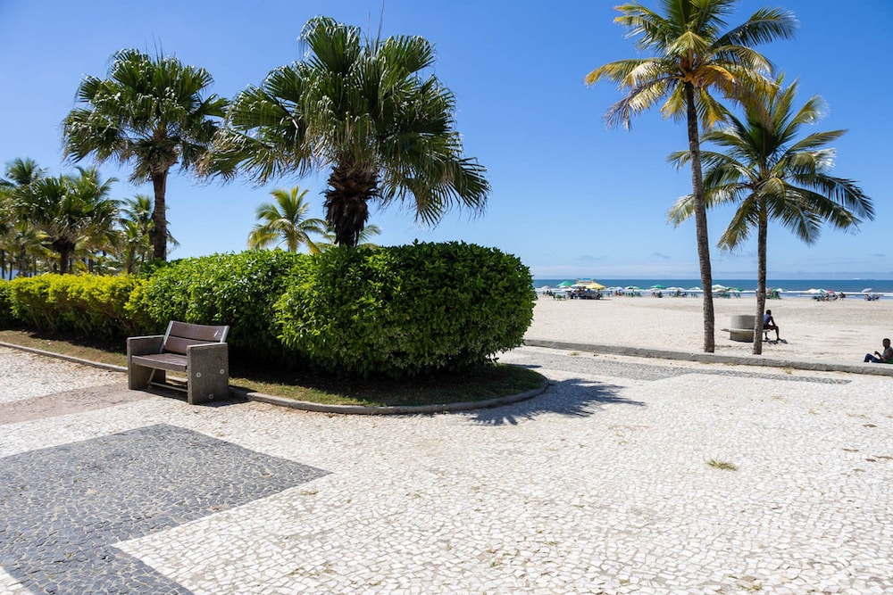 Apto Confort vel a 170m da Praia Vila Tupi