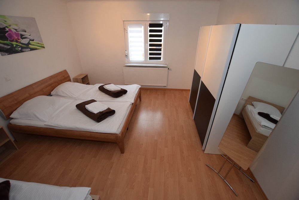 AB Apartment 25 view 2