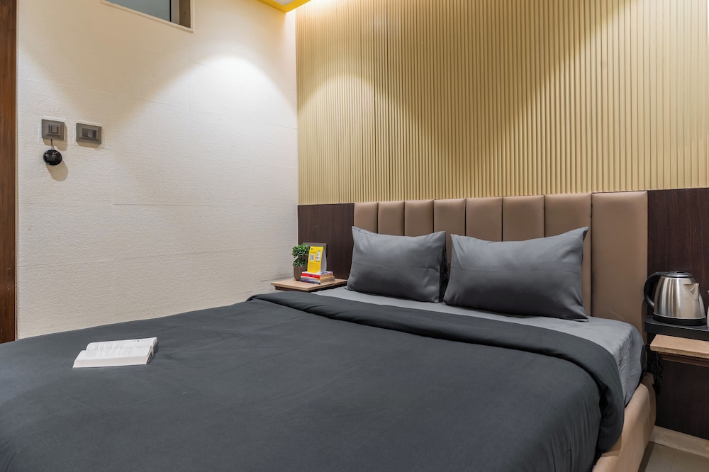 The Hosteller Mumbai, International Airport