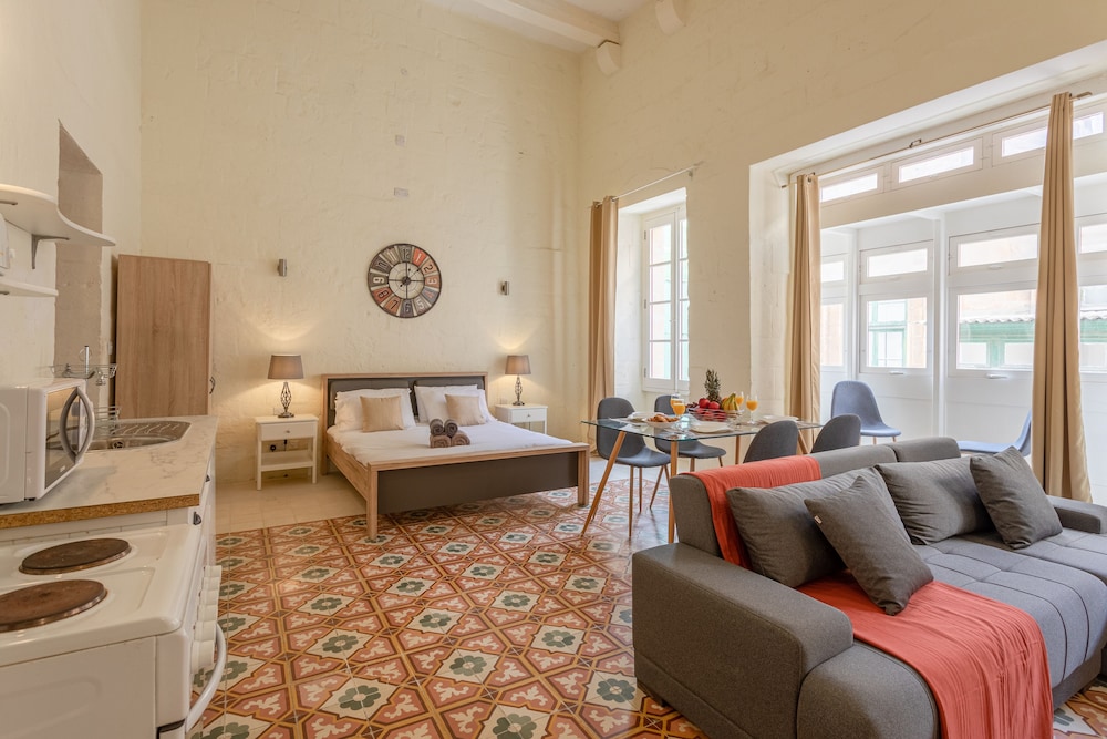 Historic Valletta Private Houses view 2