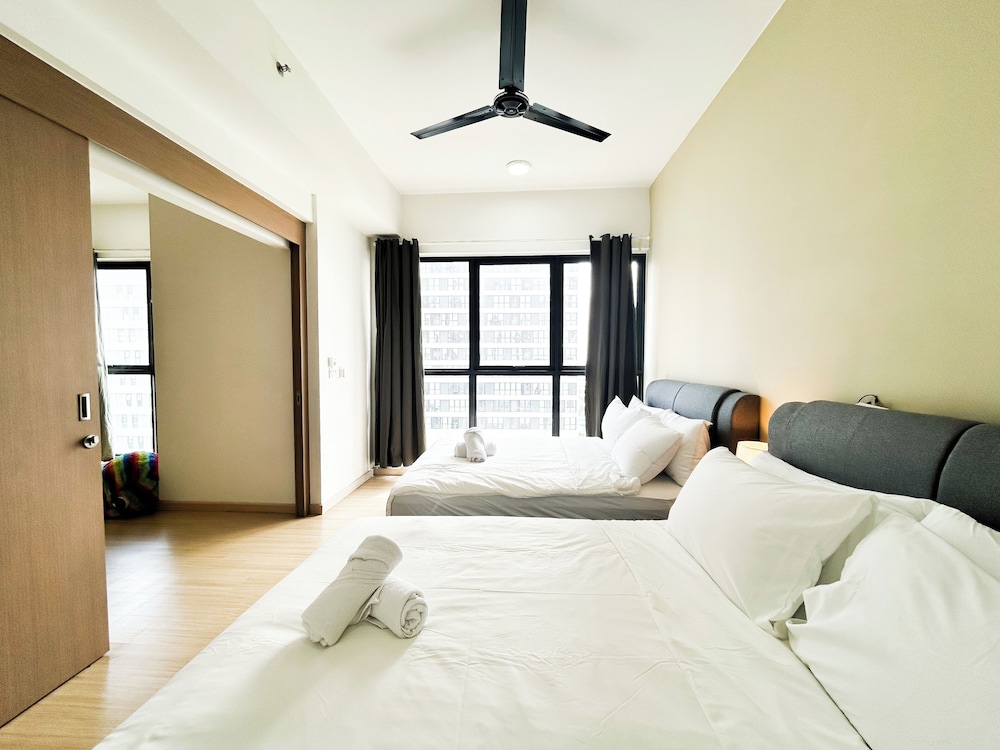 D'Sara Sentral Suites by Manhattan Group