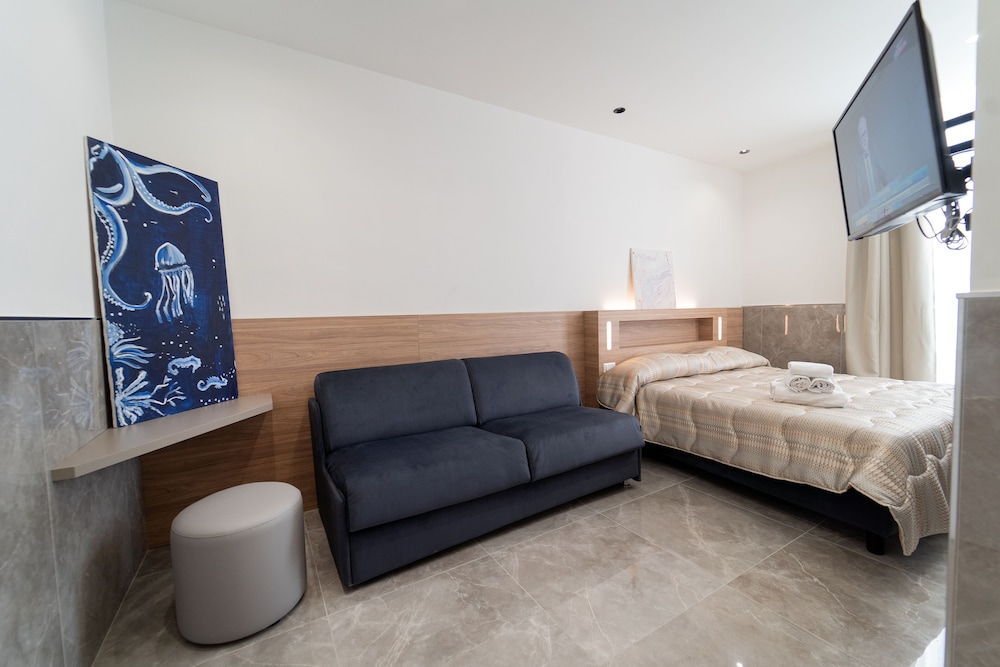 P.C. Boutique H. Napoli Centro by ClaPa Group Dislocated Hospitality