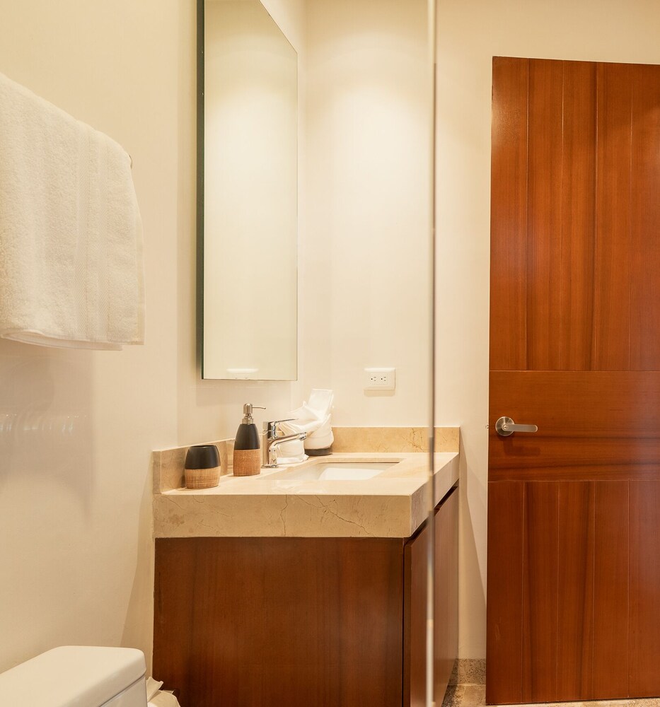 NHOA 312B Lux 1BR in Aldea Zama