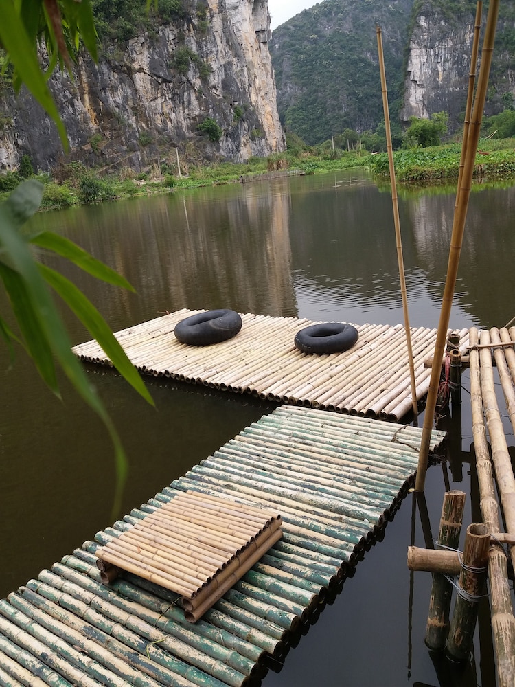 Quoc Khanh Bamboo Homestay - Hostel