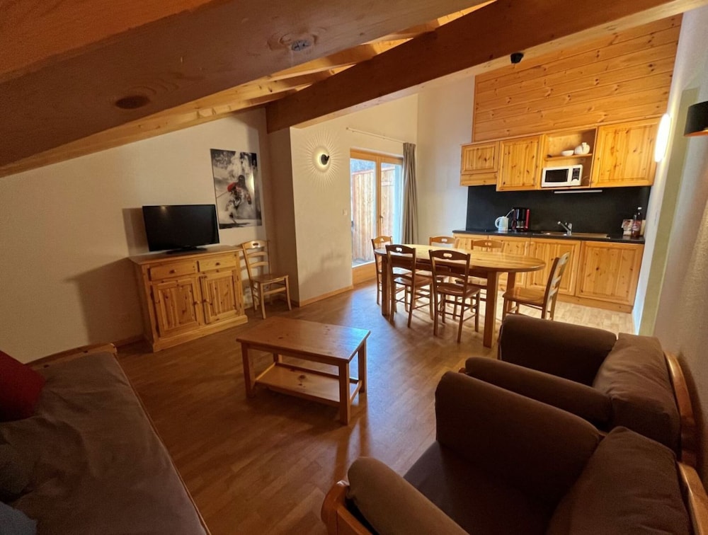 Awesome Apartment Near ski Slope