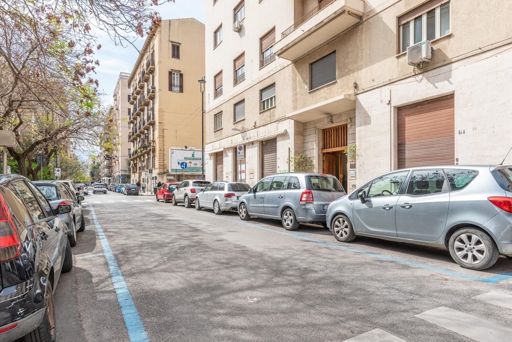 Appartamento a due Passi da Villa Trabia by Wonderful Italy