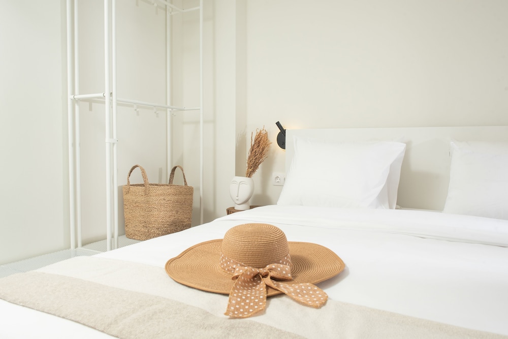 Serene seafront villas photo 2