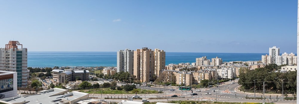 Nino Sea View