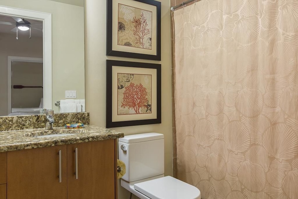 Turquoise Place Unit 1806D