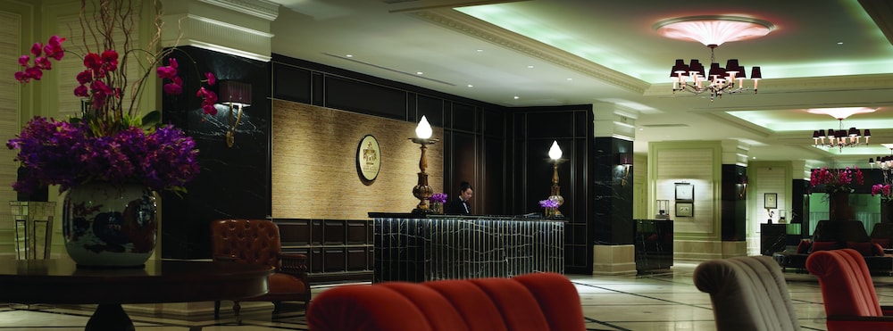 Eastern & Oriental Hotel 2