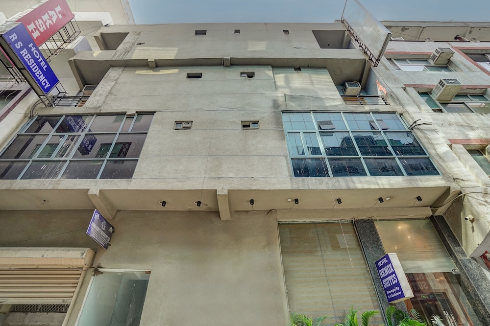 Hotel Renox suites Delhi IGI Airport