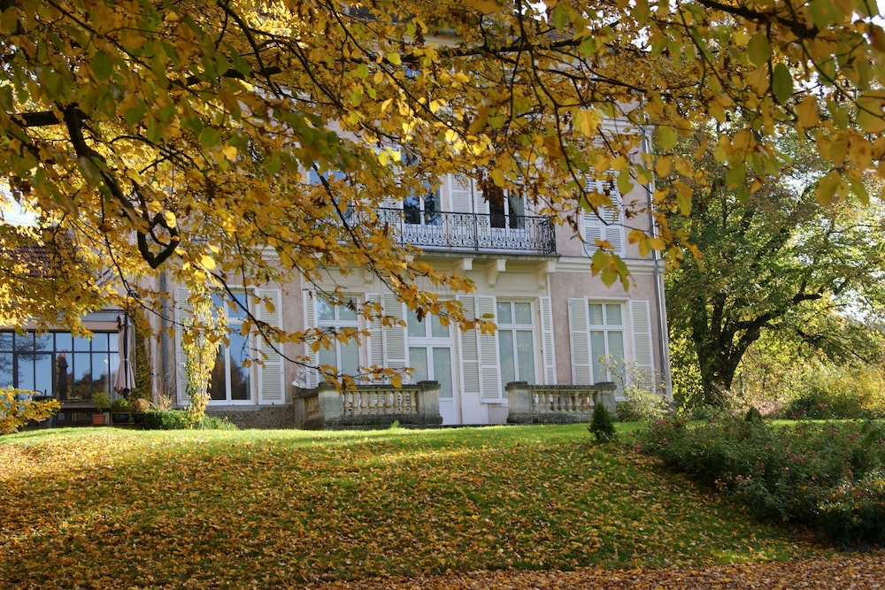 Le Château de la Vierge