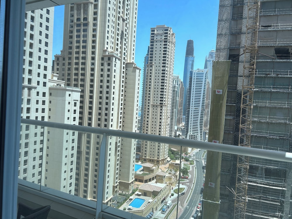 Golden Stay Vacation Continental Tower
