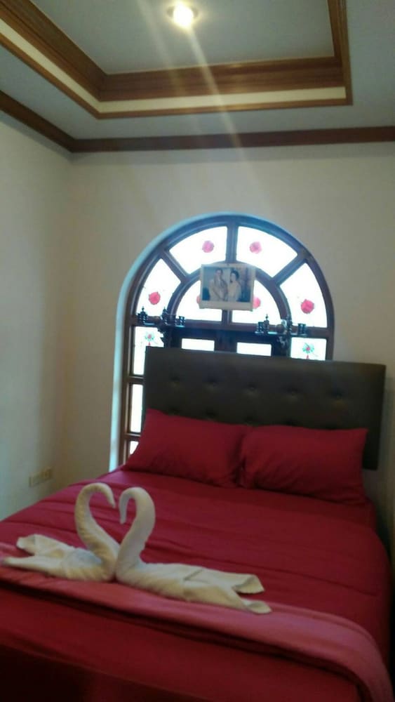 Baan TonPalm Pool Villa Huahin