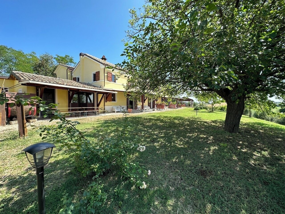 Ancient Country House With Swimming Pool