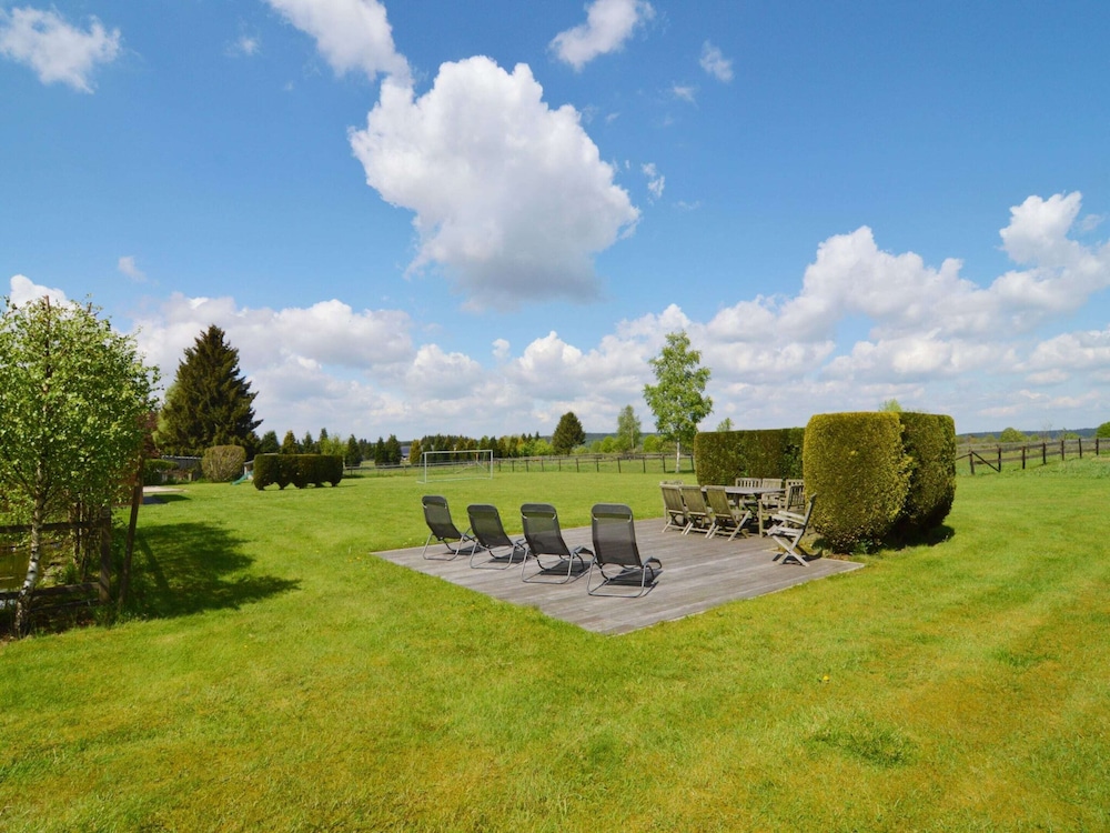 Delightful Villa in Sourbrodt With Swimming Pool, Terrace