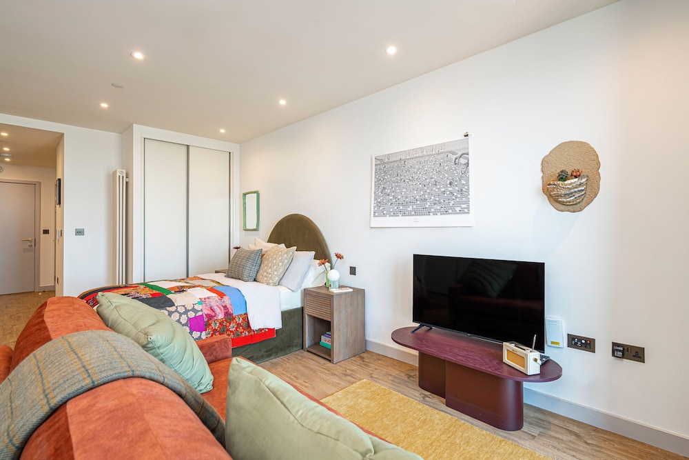 The Eades Store Projects Studio