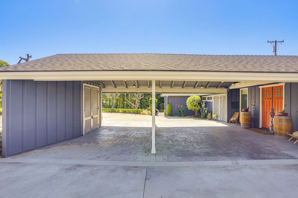 Mid Century Modern Gem w/ Pool in North Tustin