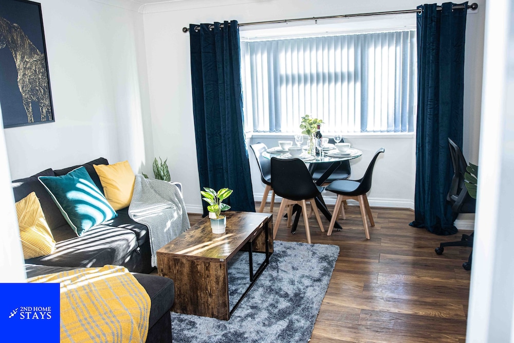 Walsall Vacations - 2ndhomestays -walsall- Charming 3-bedroom House - Property Image 37