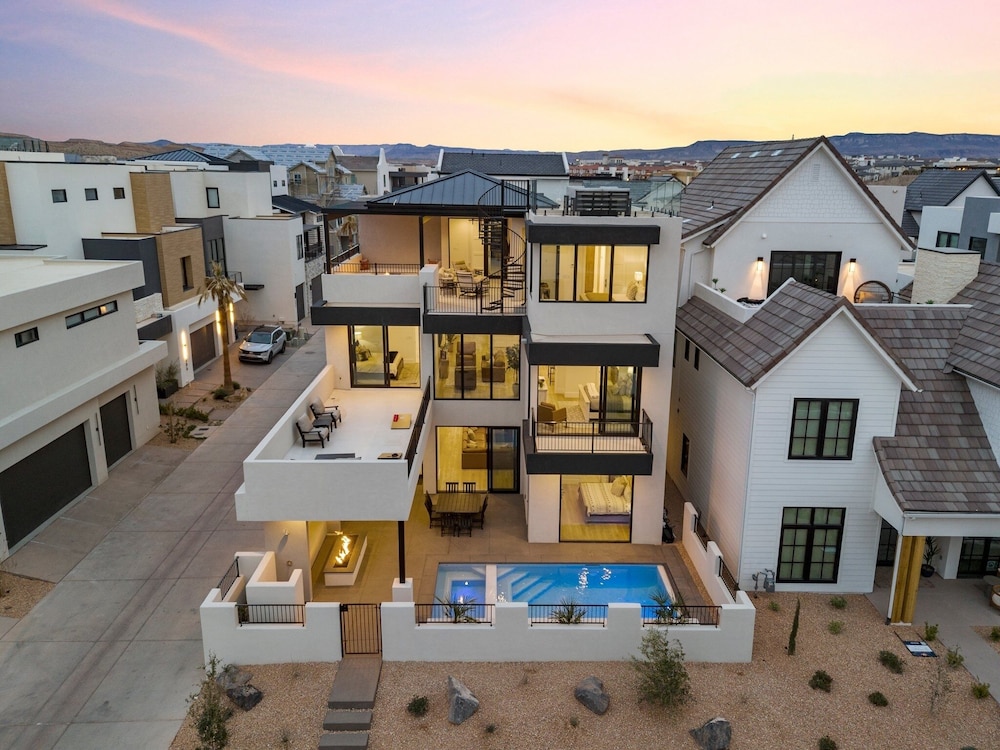 The Castle 8 Bedroom Home