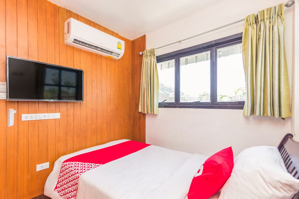OYO 423 Baan Lucky Guesthouse