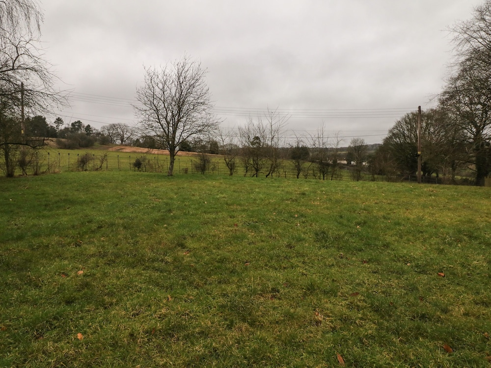 Stoke-on-trent Vacations - Bunbury - Property Image 3