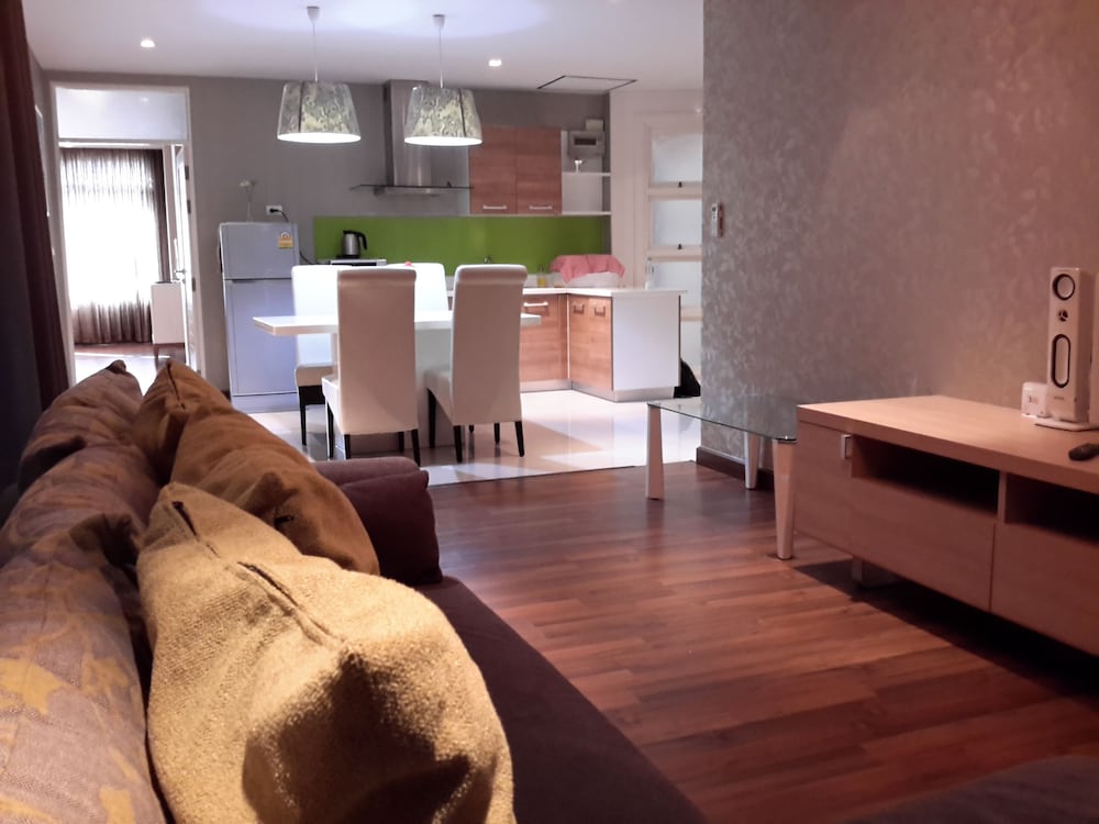 Beachfront Family Penthouse Hua Hin