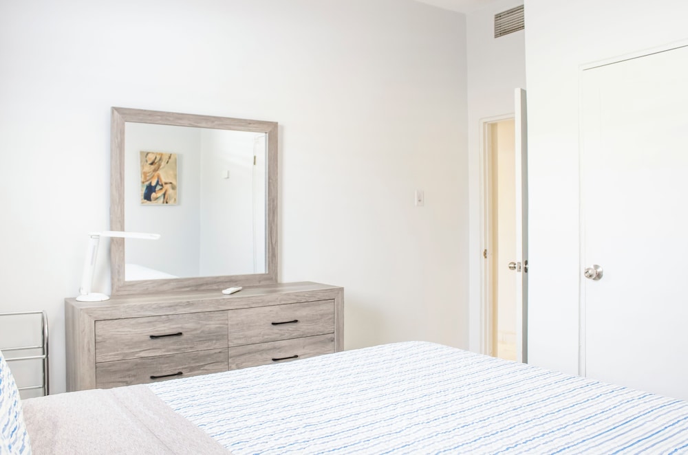 Ismael Rivera Villa 1 Ocean Park 4bd-2b