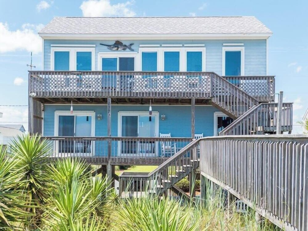 Sweet Surrender by Topsail Realty