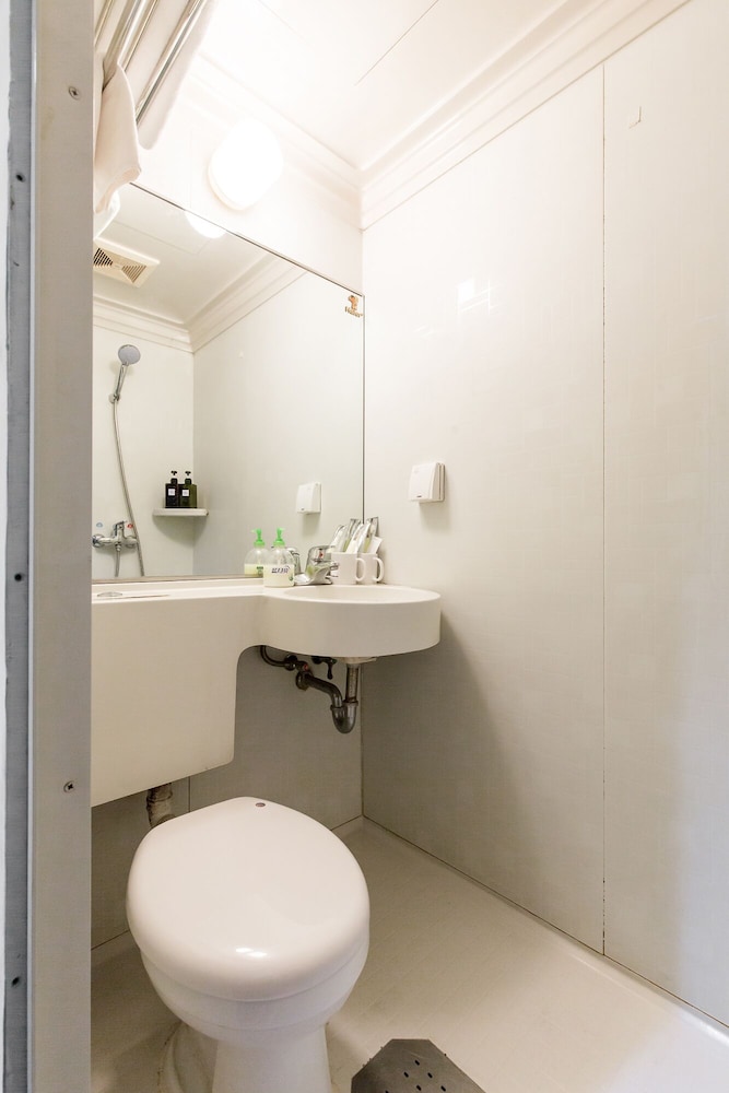 The Sidihome Service Apartment (Saintland Shop)
