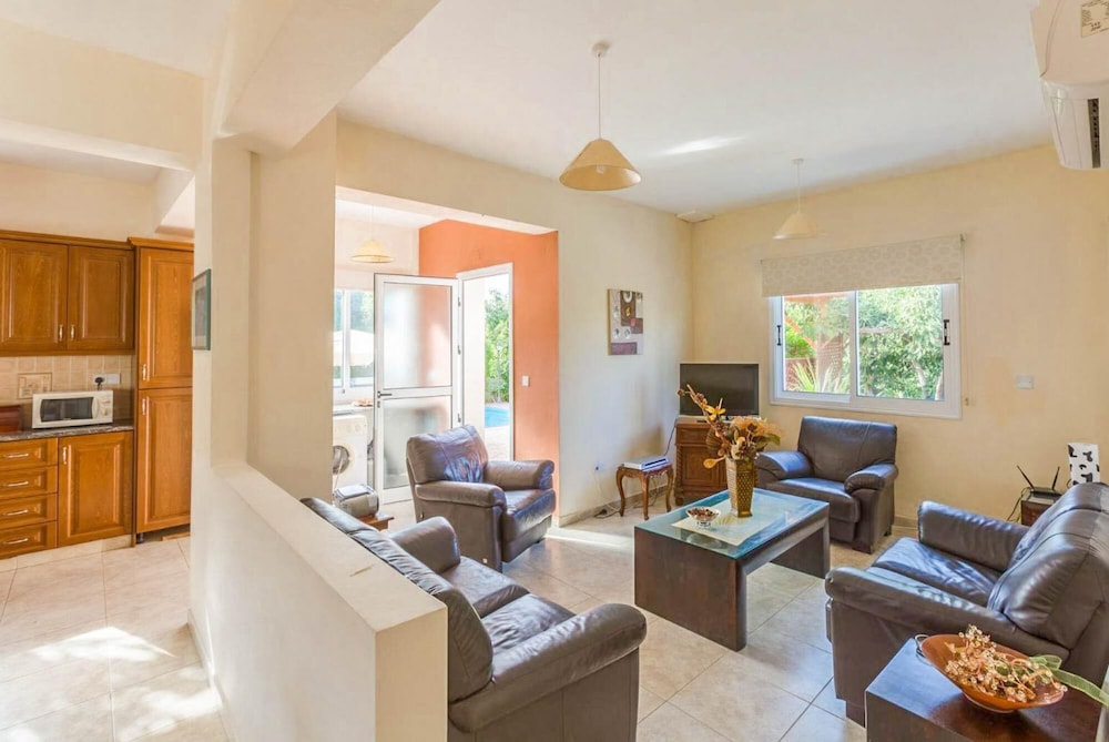 Villa Kleopatra Large Private Pool Walk to Beach A C Wifi Eco-friendly - 2732 view 2