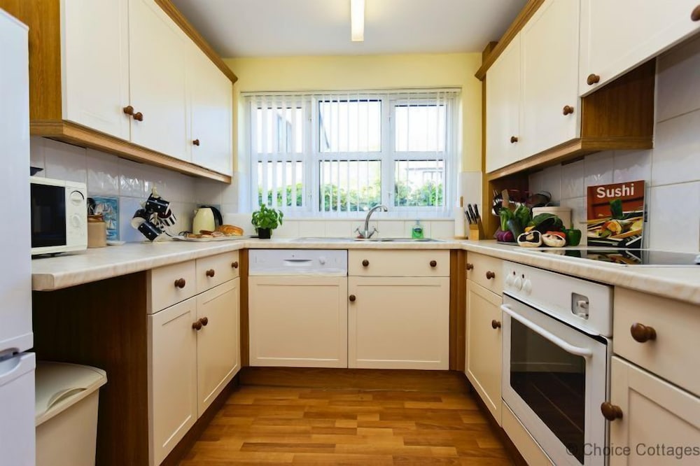 Braunton Nook 2 Bedrooms view 4