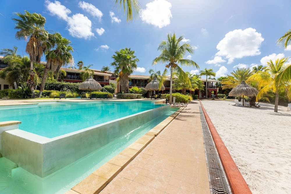 Stylish Apartment With Pool Near Jan Thiel Beach