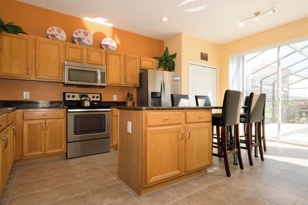 Sol142ca Spectacular 6 Bed, Solana Commuity Villa 6 Bedroom Home