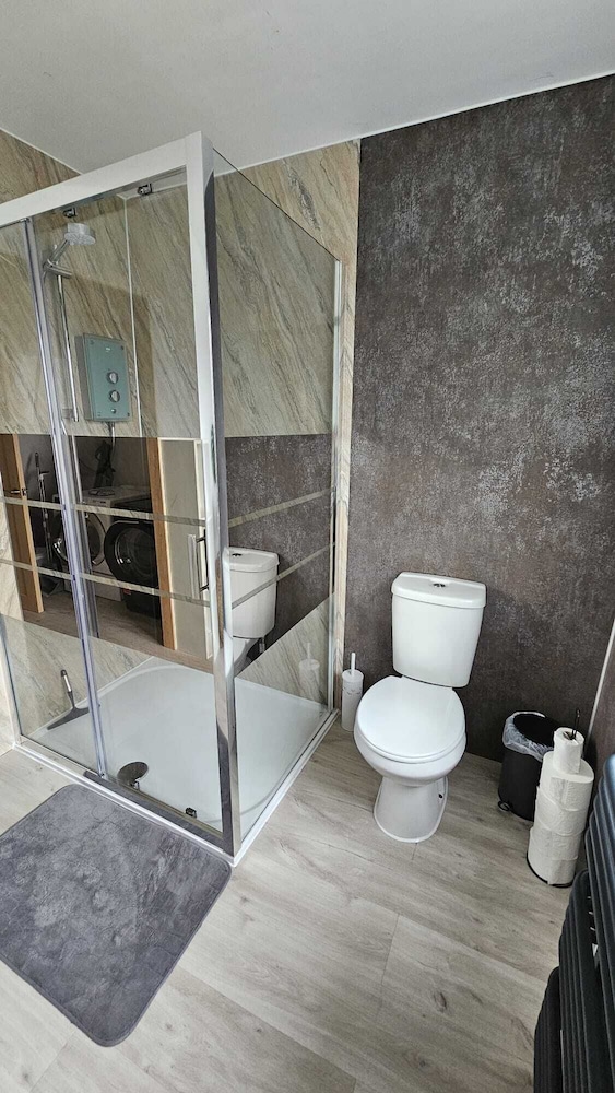 Luxurious 2-bed Apartment, Duchy Cosy Corner