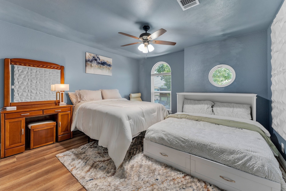 Prime Round Rock, Tx Getaway 4 Bedroom Home