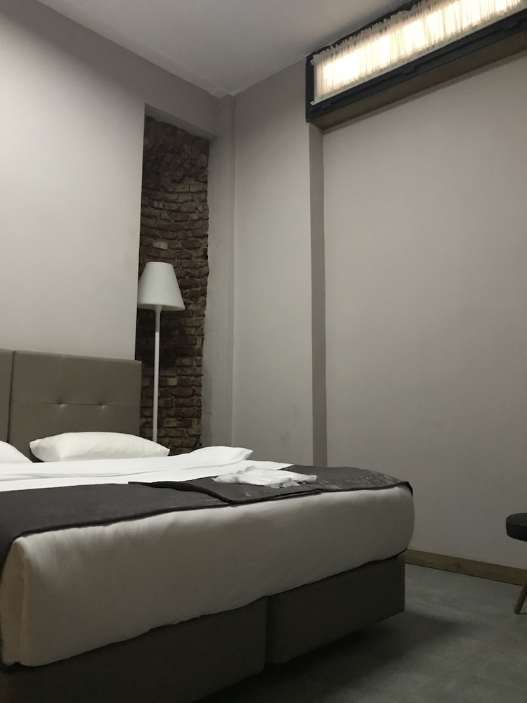 Jurnal Otel - Image 24