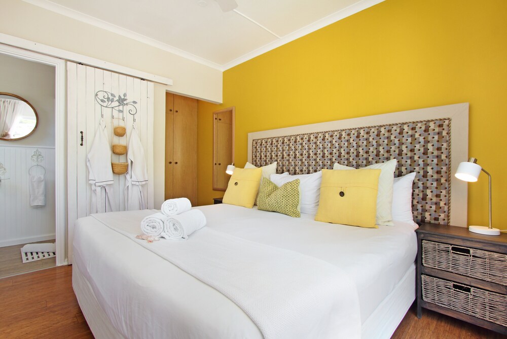Beach House Hout Bay view 2