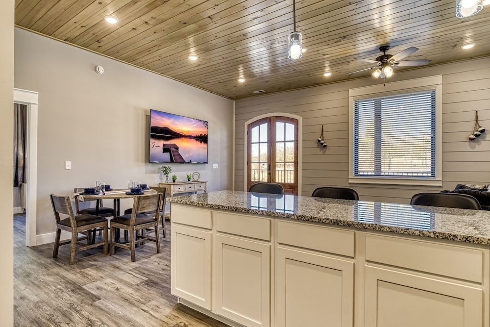 Kingfish Kreek Cabin I 3 Bedroom Chalet