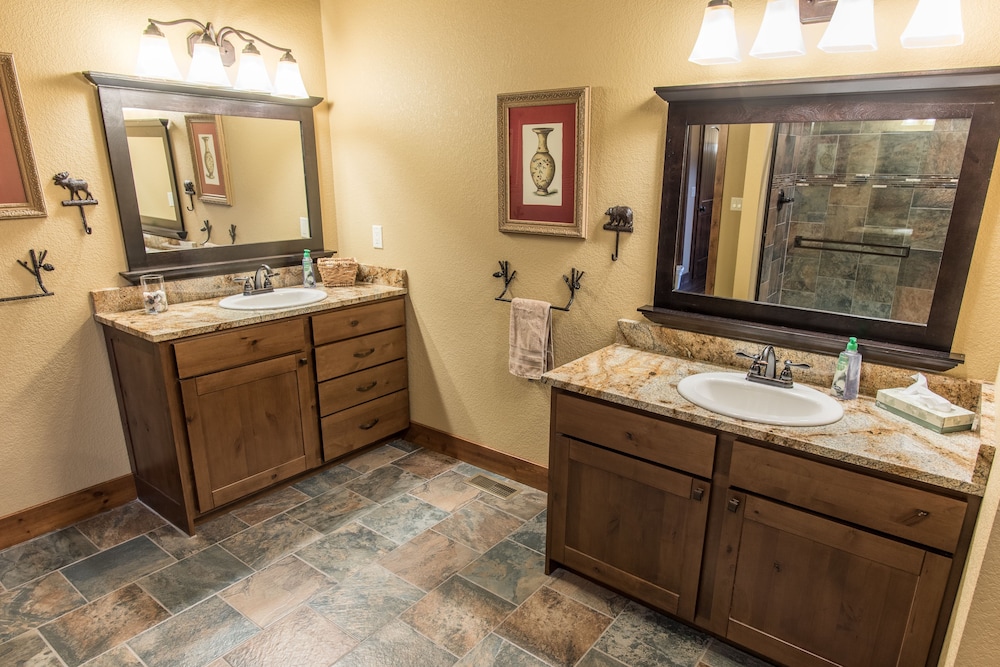 Estes Park Condos - Property Image 127