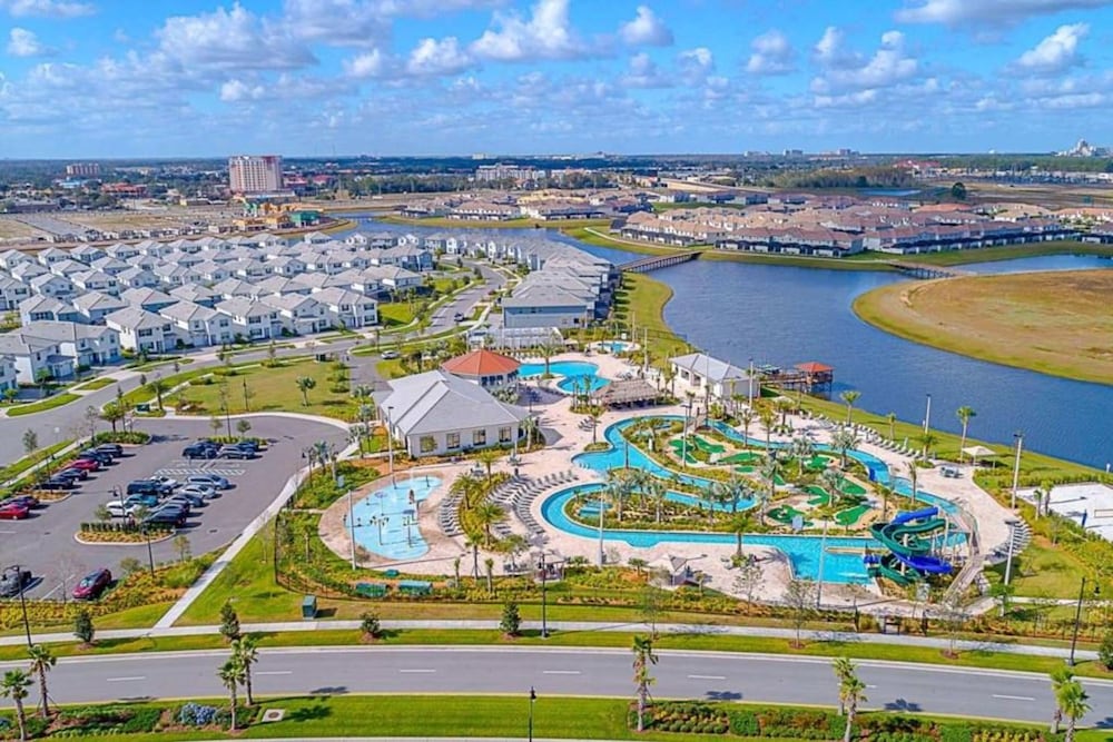 Gatsby Escape Private Pool Near Disney Resorts