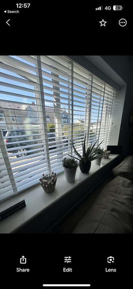 Beautiful 2-bed Apartment in Rhosneigr view 3