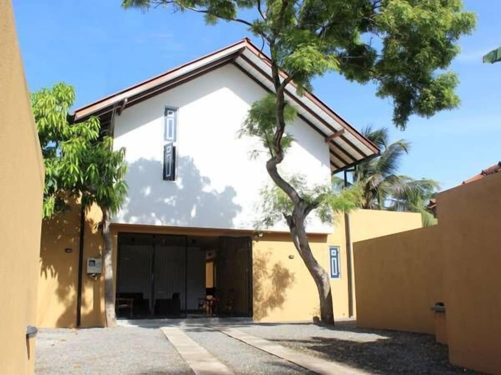 The Hostel Mirissa