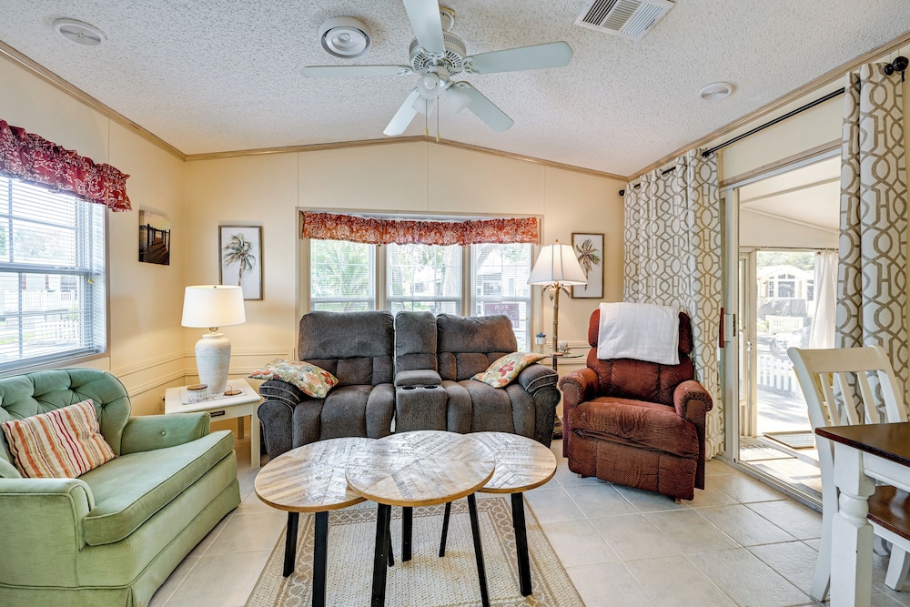 Resort Pool & Hot Tub: Home 8 Mi to Dtwn Sarasota