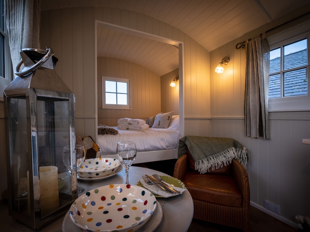 The Pleasant Hut at Mount Pleasant Farm
