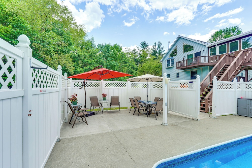 1 Mi to Hunter Mtn: Cozy Unit on 6-acre Property!