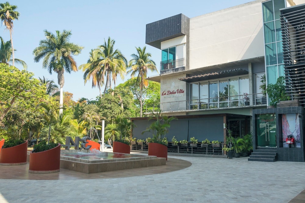 Nayarit Getaway Cozy Luxury by the Ocean