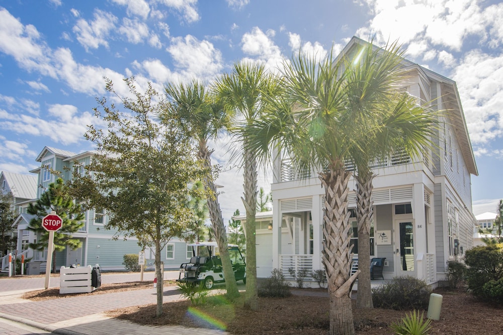 Prominence on 30A by Panhandle Getaways