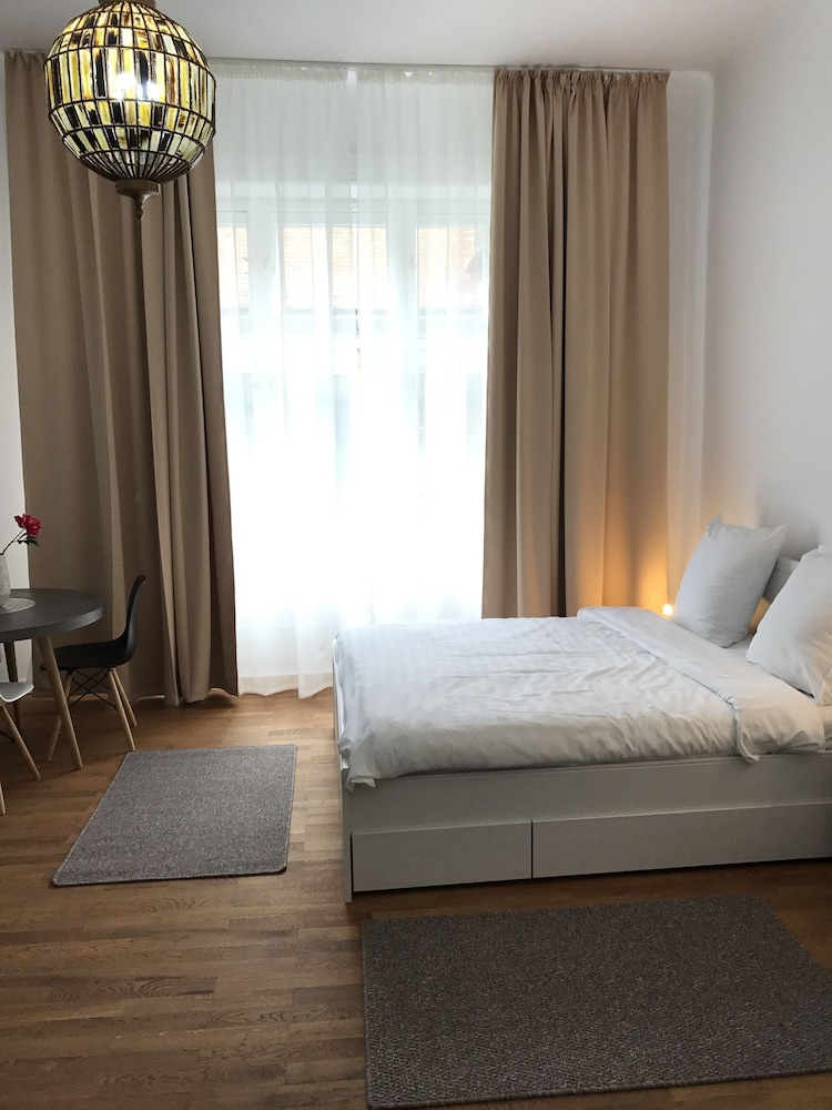 Perfect Stay 2